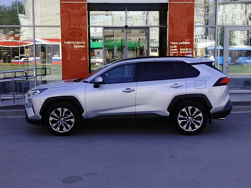Купить Тойота Новый RAV4 2021г.