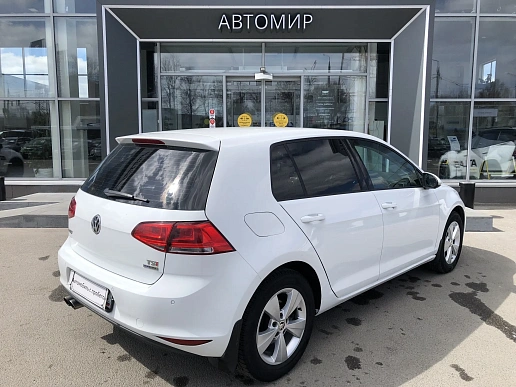 Купить Фольксваген Голф 2013г.