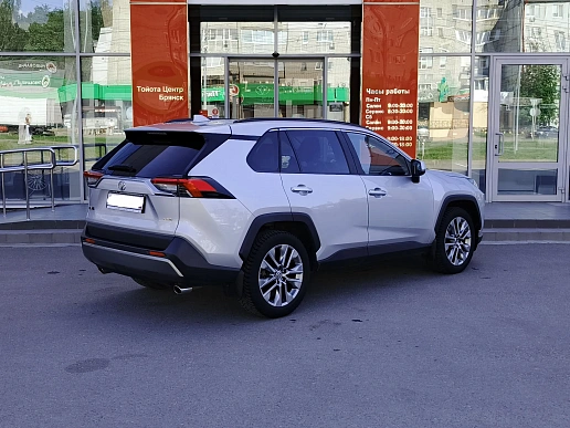 Купить Тойота Новый RAV4 2021г.