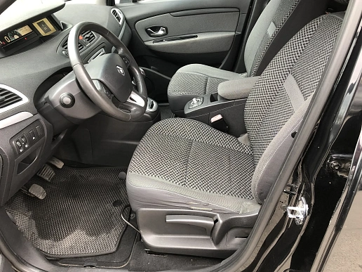 Купить Рено Ссеник 2011г.