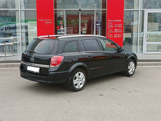 Купить Опель Астра 2012г.