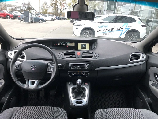 Купить Рено Ссеник 2011г.