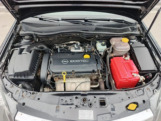 Купить Опель Астра 2012г.