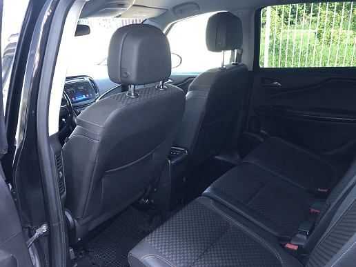 Купить Опель Зафира 2016г.