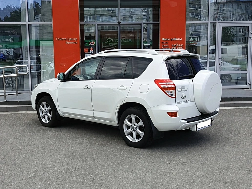 Купить Тойота Новый RAV4 2011г.
