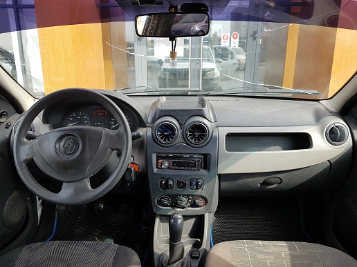 Купить Рено Логан 2014г.