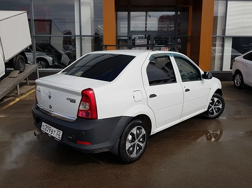 Купить Рено Логан 2014г.